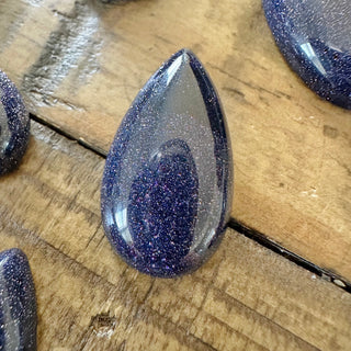 28x15mm Goldstone Teardrop Cabochon